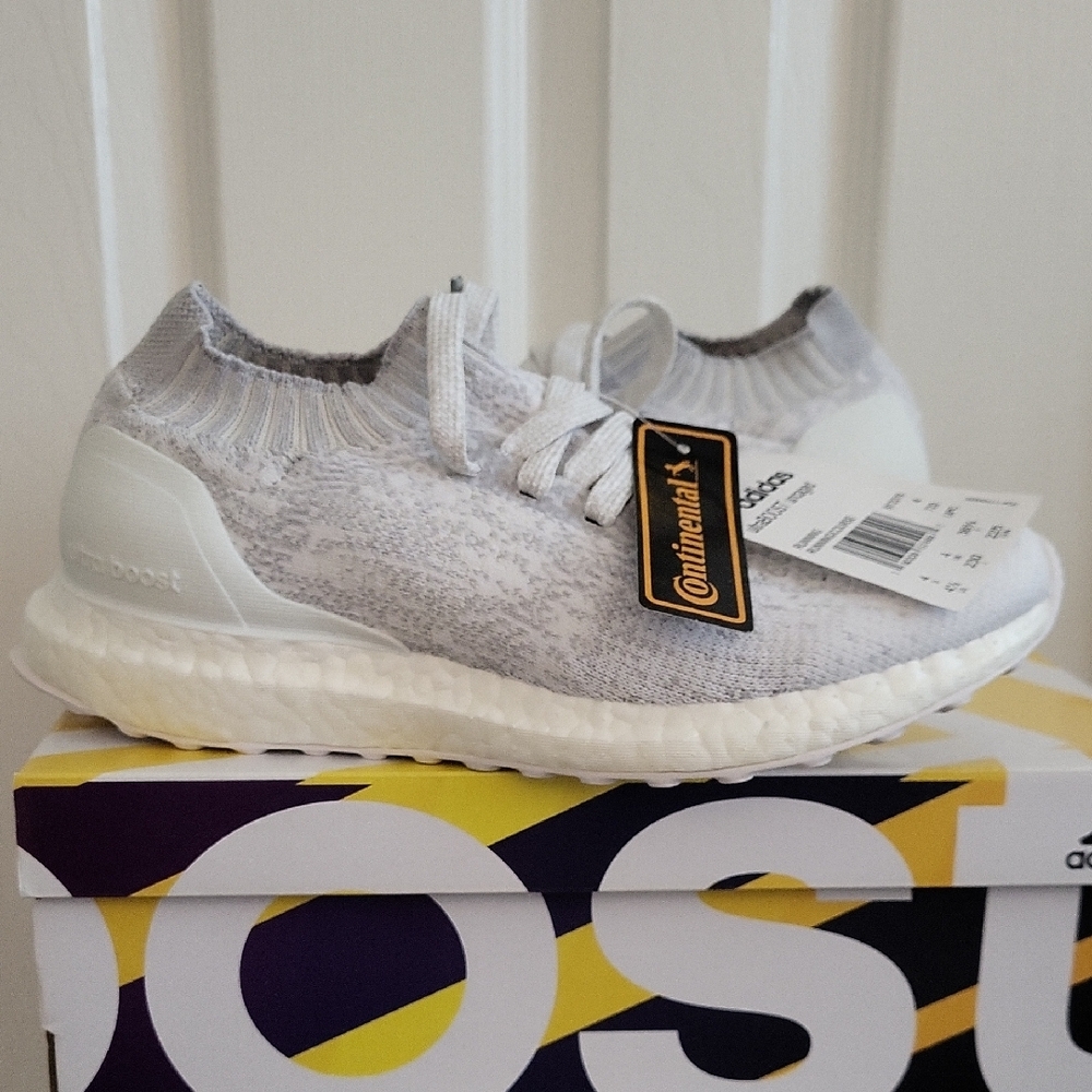 ADIDAS UltraBOOST "CONTINENTAL" Uncaged J - Light Gray